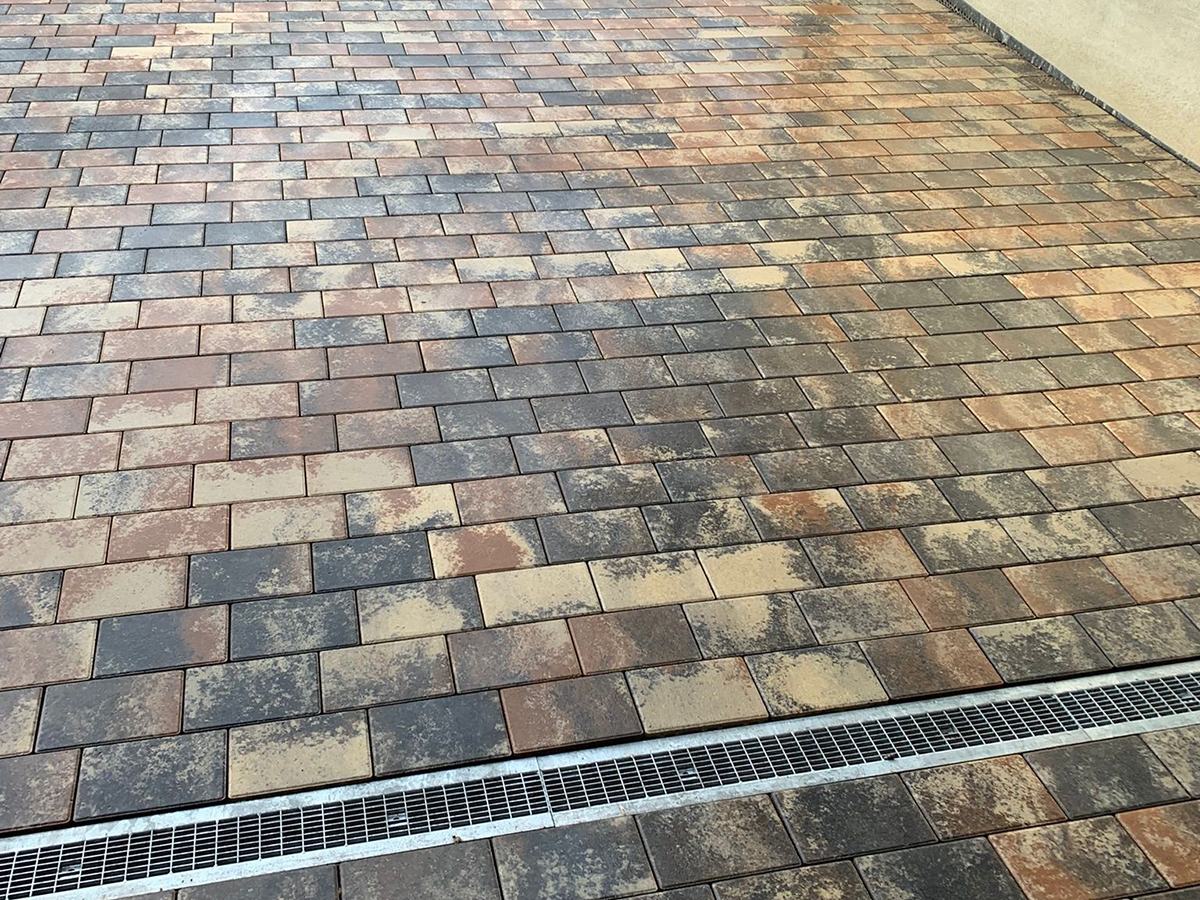 Pflasterbau /  Hofeinfahrt